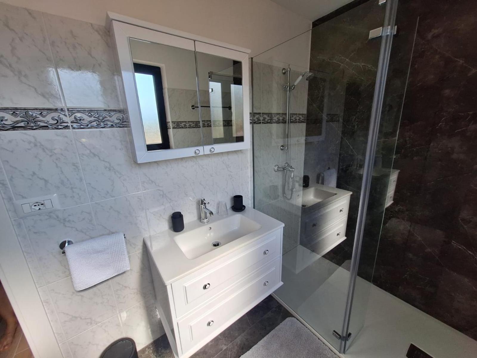 Villa "Pied-A-Terre" Residence & Spa Umag Exterior foto
